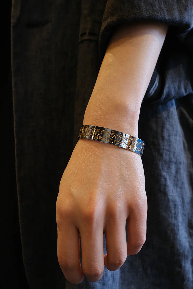 ARABESQUE SILVER S BANGLE