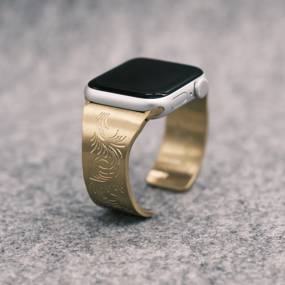 ARABESQUE BEAUTY GOLD AppleWatchバングル ゴールド