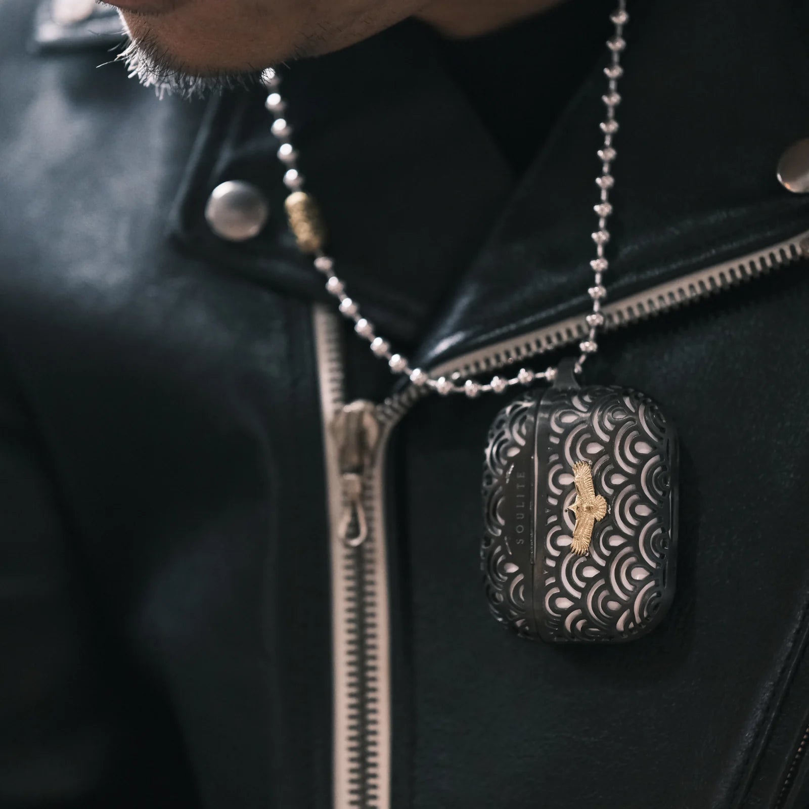 AirPods Pro Case 【EAGLE VIBES BLACK】
