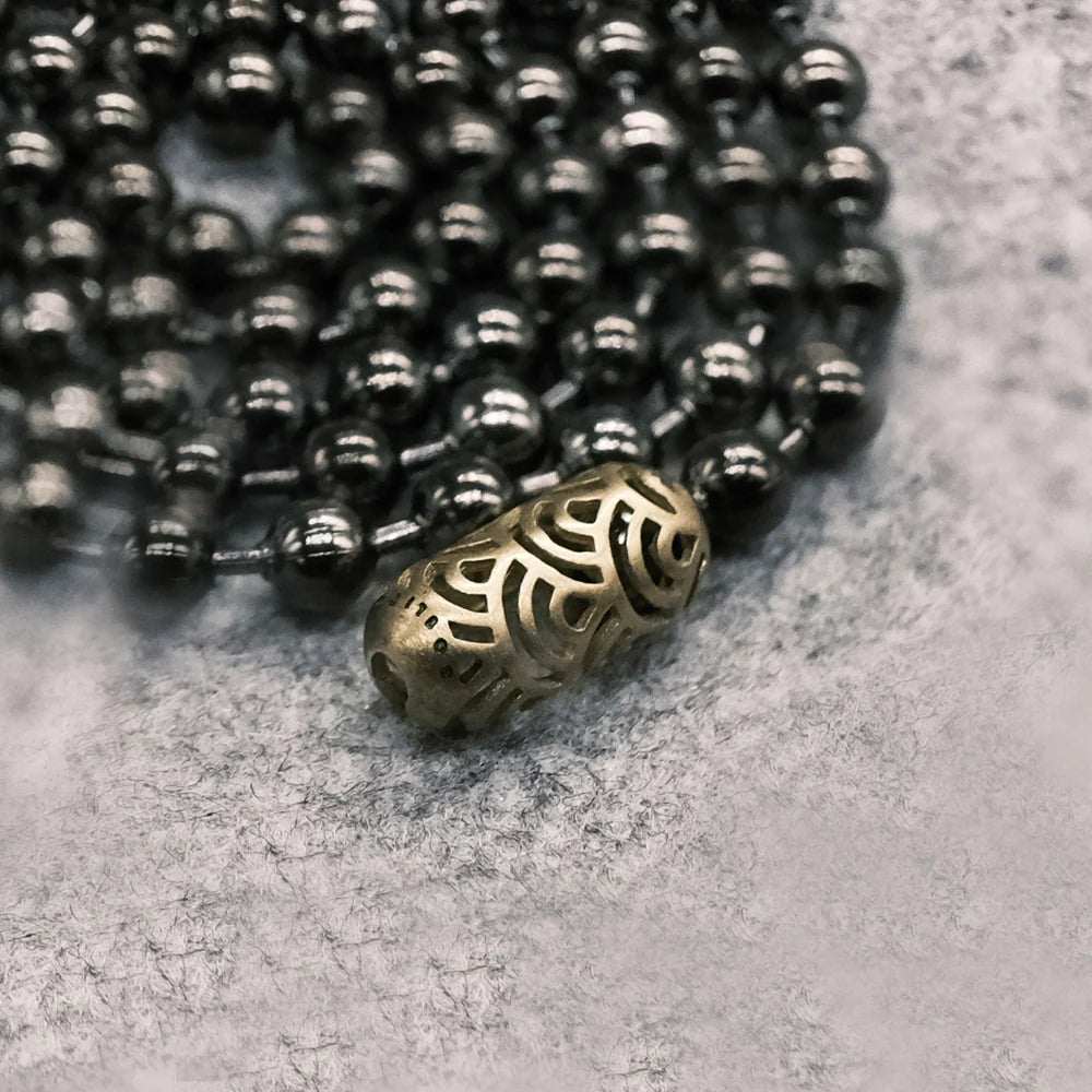 AirPods 4 Case 【Eagle Vibes Black S】