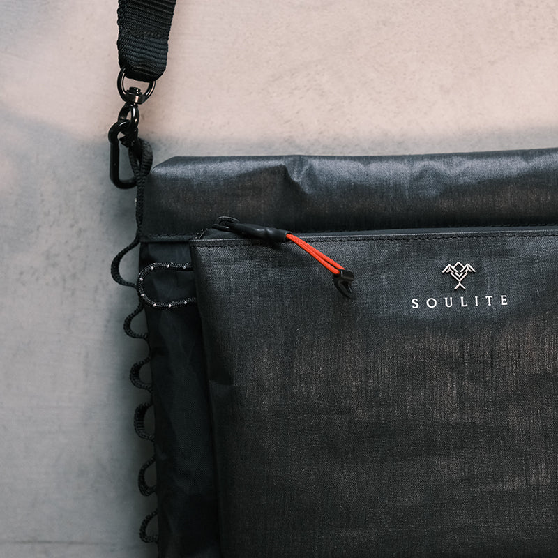 Trisac Stealth black
