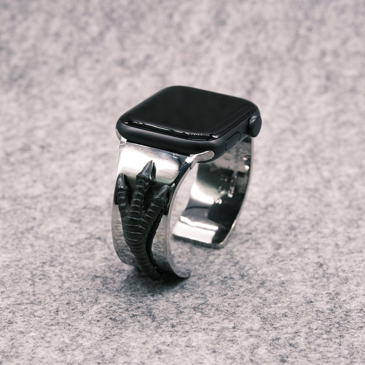 EAGLE CLAW AppleWatchバングル シルバー