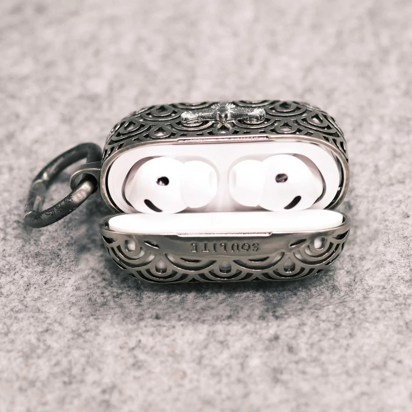 AirPods Pro 3 Case 【Eagle Vibes Silver Pro】