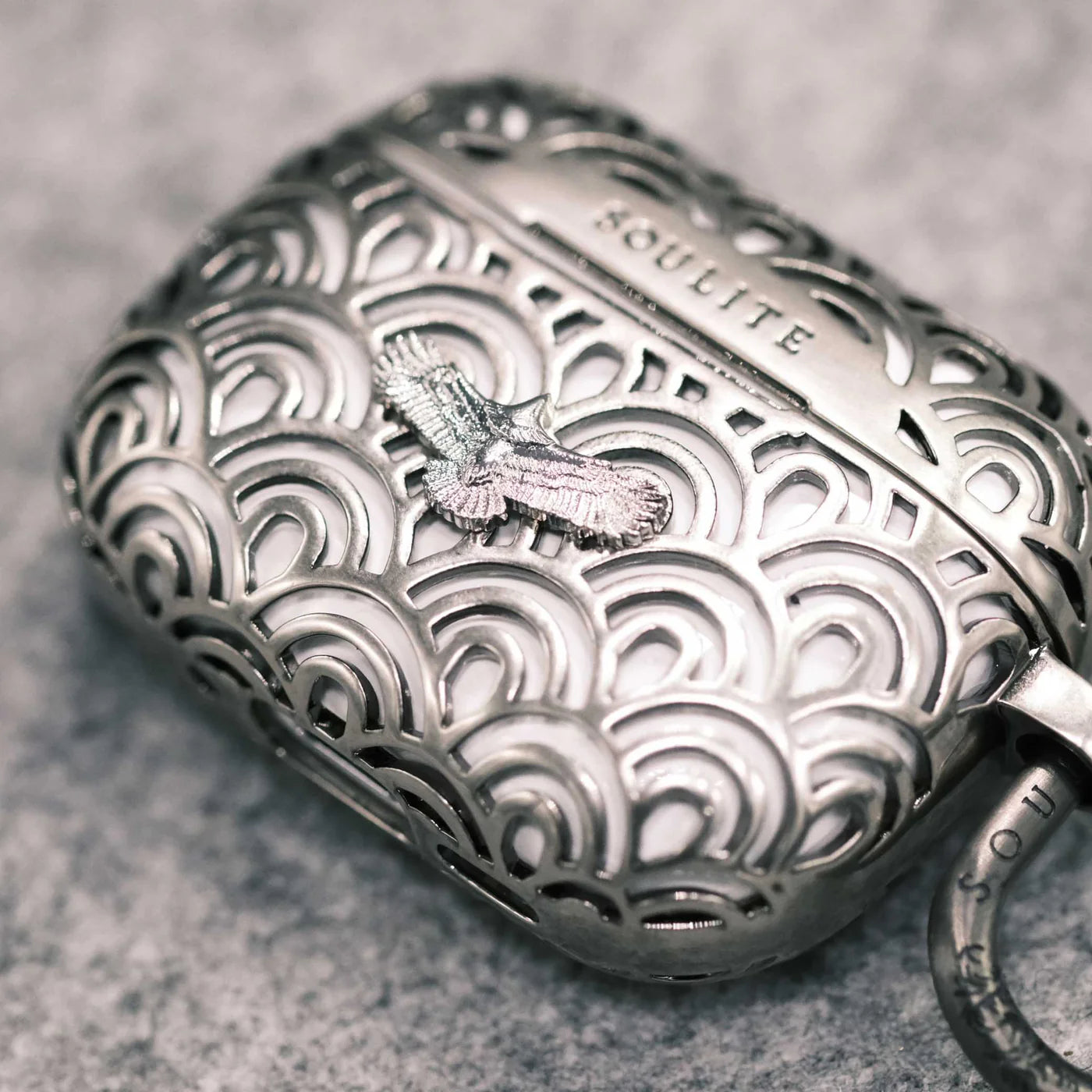 AirPods Pro 3 Case 【Eagle Vibes Silver Pro】