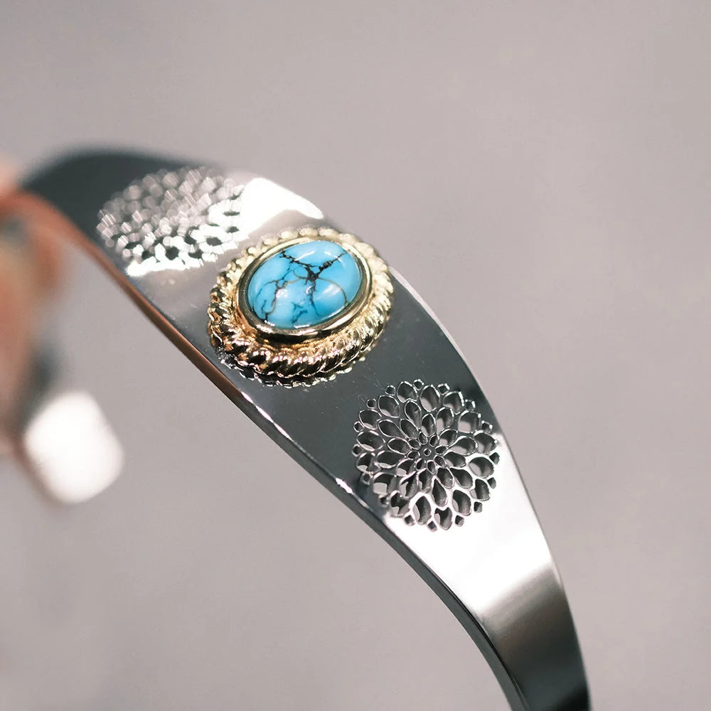 OVAL TURQUOISE SILVER BANGLE